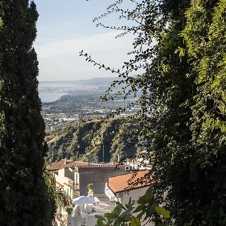 Appart hôtel La Malandrina - & 2*
