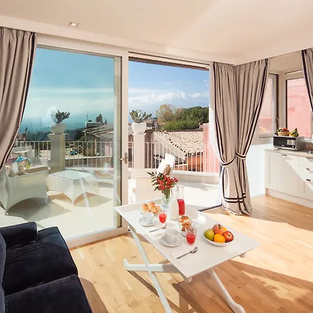 Appart hôtel La Malandrina - & 2*
