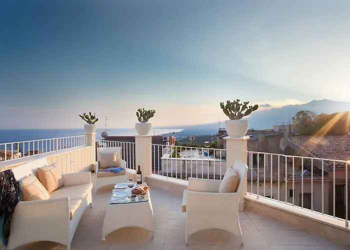 La Malandrina - & 4* Taormina