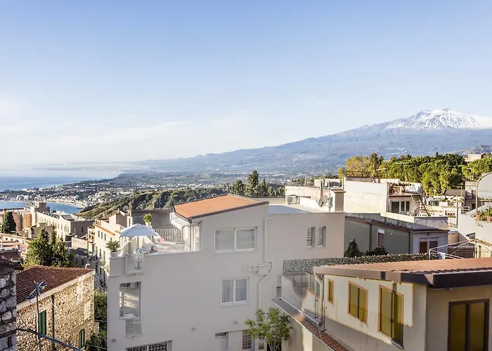 Aparthotel La Malandrina - &