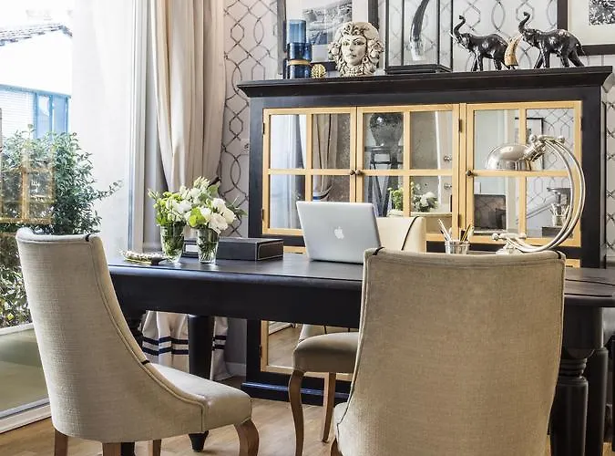 Aparthotel La Malandrina - & 4*