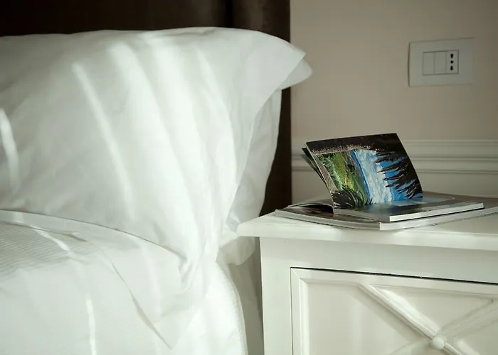 Aparthotel La Malandrina - & 4*