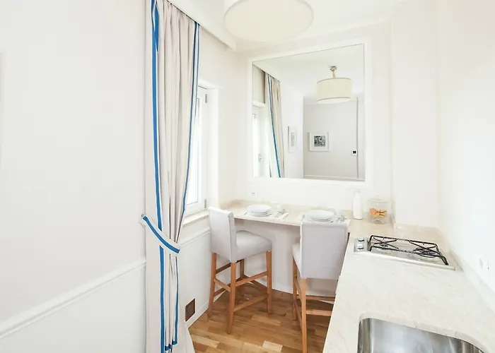 Aparthotel La Malandrina - & 4*