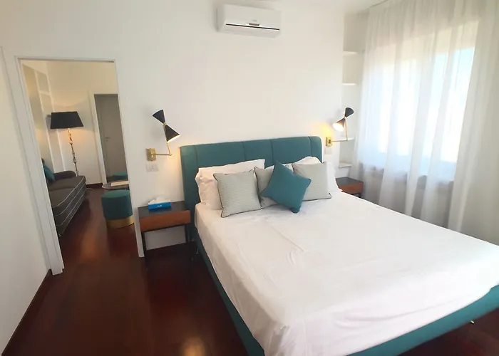 Aparthotel La Malandrina - & 4*