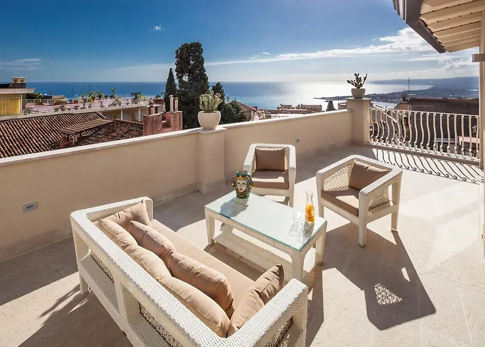 La Malandrina - & 4* Taormina